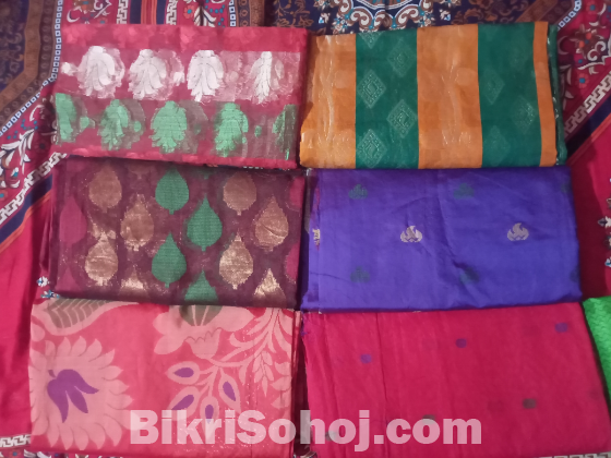 শাড়ি ও গাউন